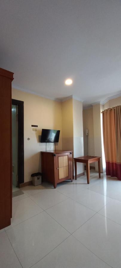 Hotel Celebes Манадо Екстериор снимка